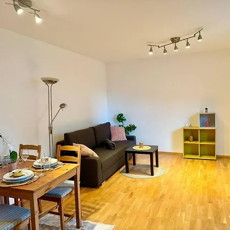 60 M2 Near Airport - Free Parking * Schwechat