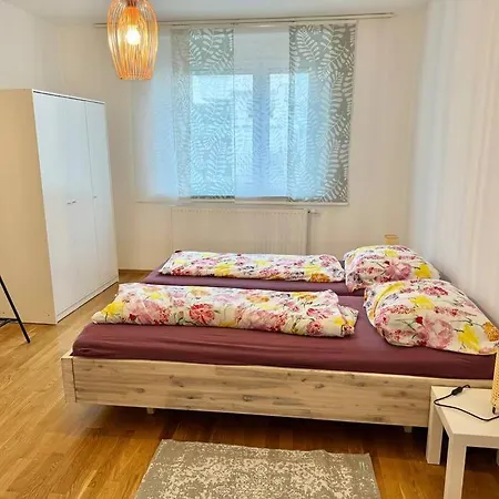 60 M2 Near Airport - Free Parking * Schwechat